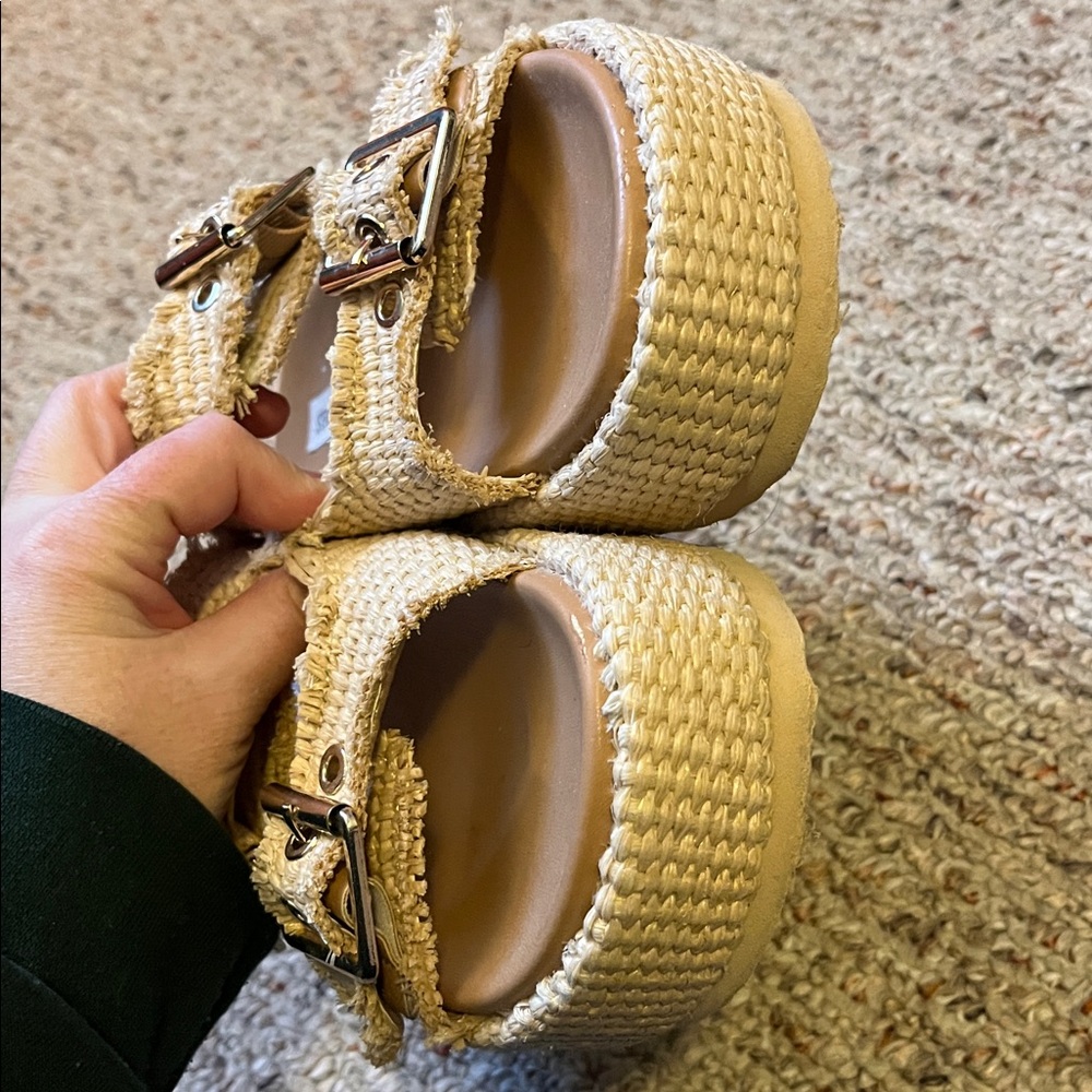 Steve Madden Beige Woven Double-Buckle Platform Sandals - Picture 5 of 12